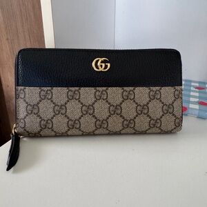 GG MARMONT BI-COLOR ZIP AROUND WALLET